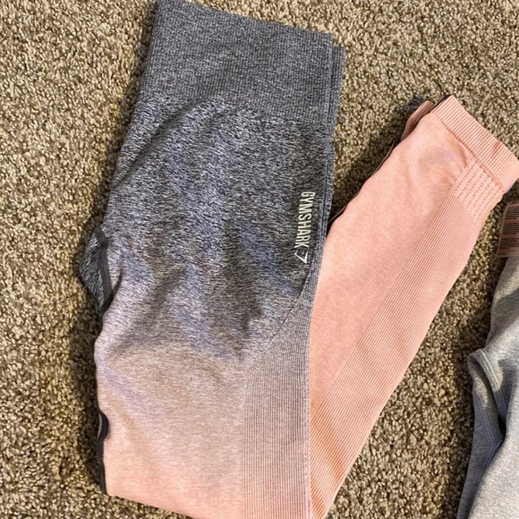 GYMSHARK LOT SIZE SMALL - Picture 3 of 5